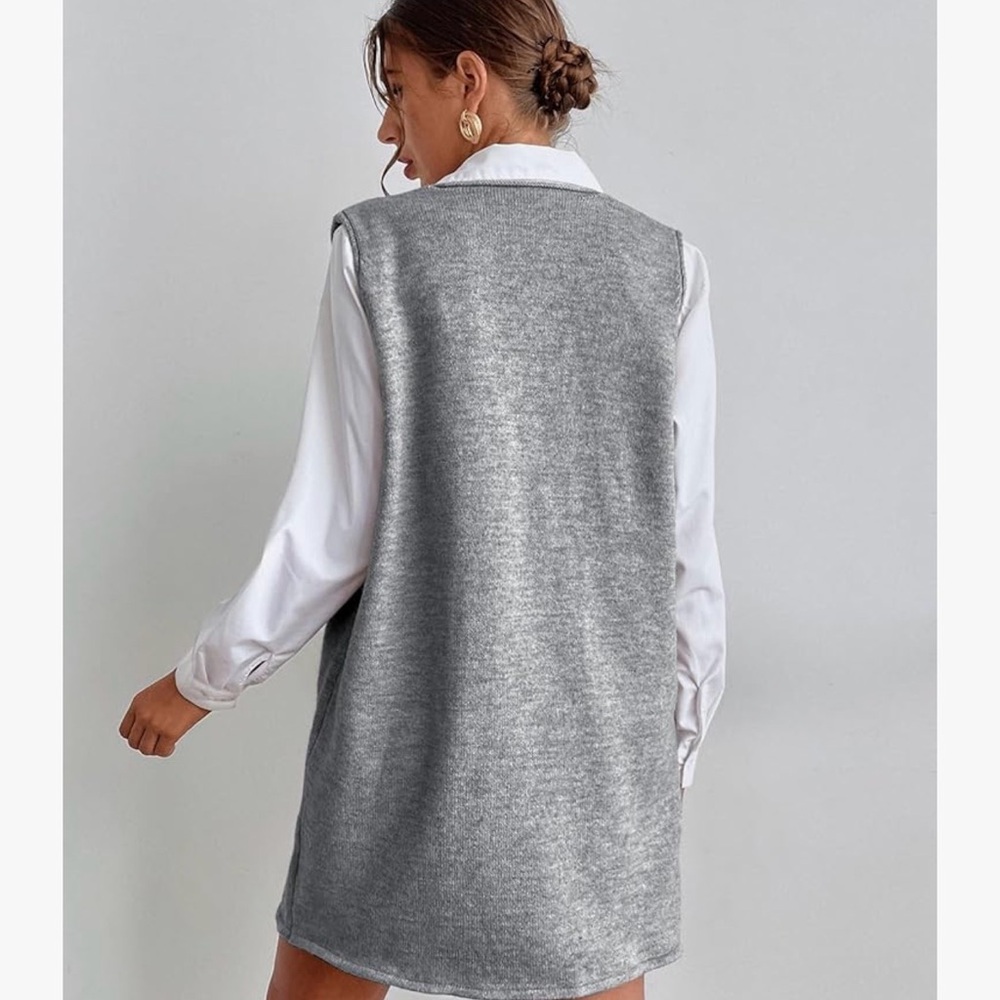 Elegant Gray Sleeveless Midi Dress - Picture 5 of 8